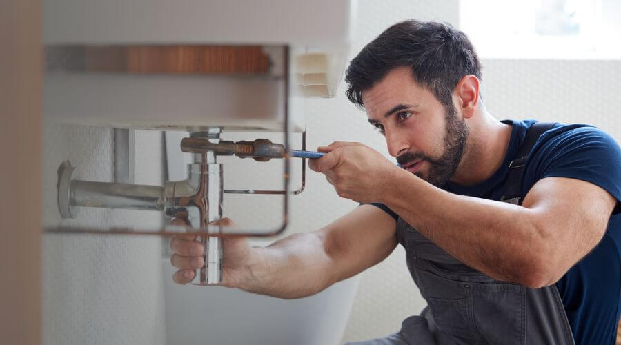 Professional sink repair services in Woodstock, IL